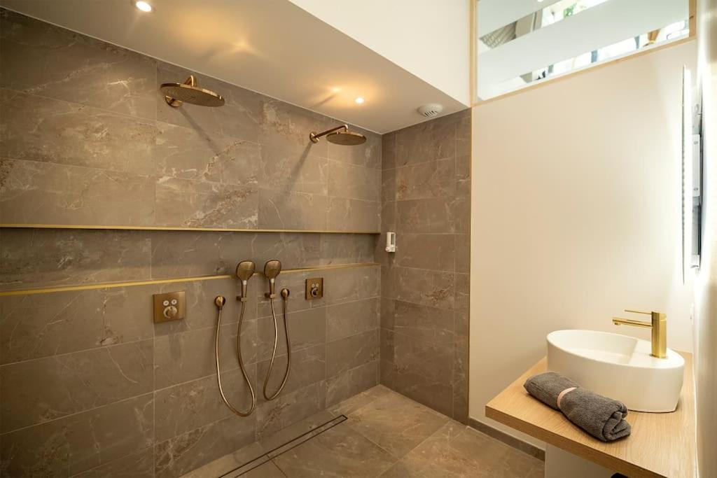 Ferienwohnung Loft De Luxe Le Chic, Grand Jacuzzi, Vue Port De Plaisance Saint-Valery-en-Caux Exterior foto